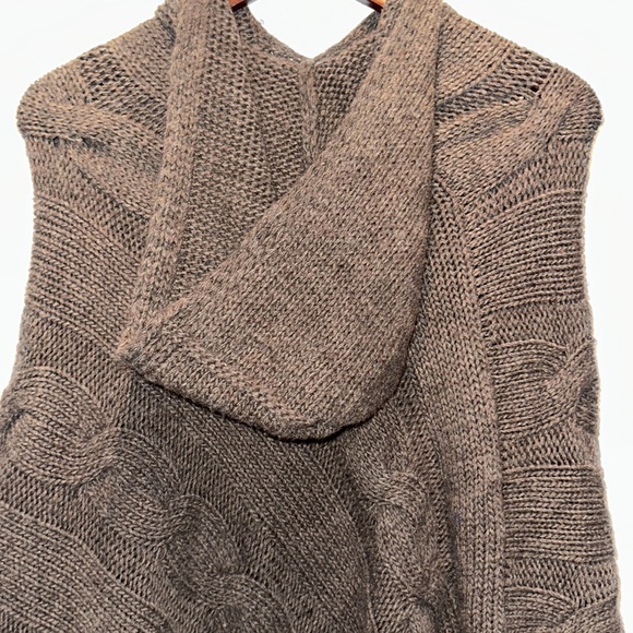 Cocogio women’s chocolate brown hoodie poncho - made in Italy - Picture 4 of 9